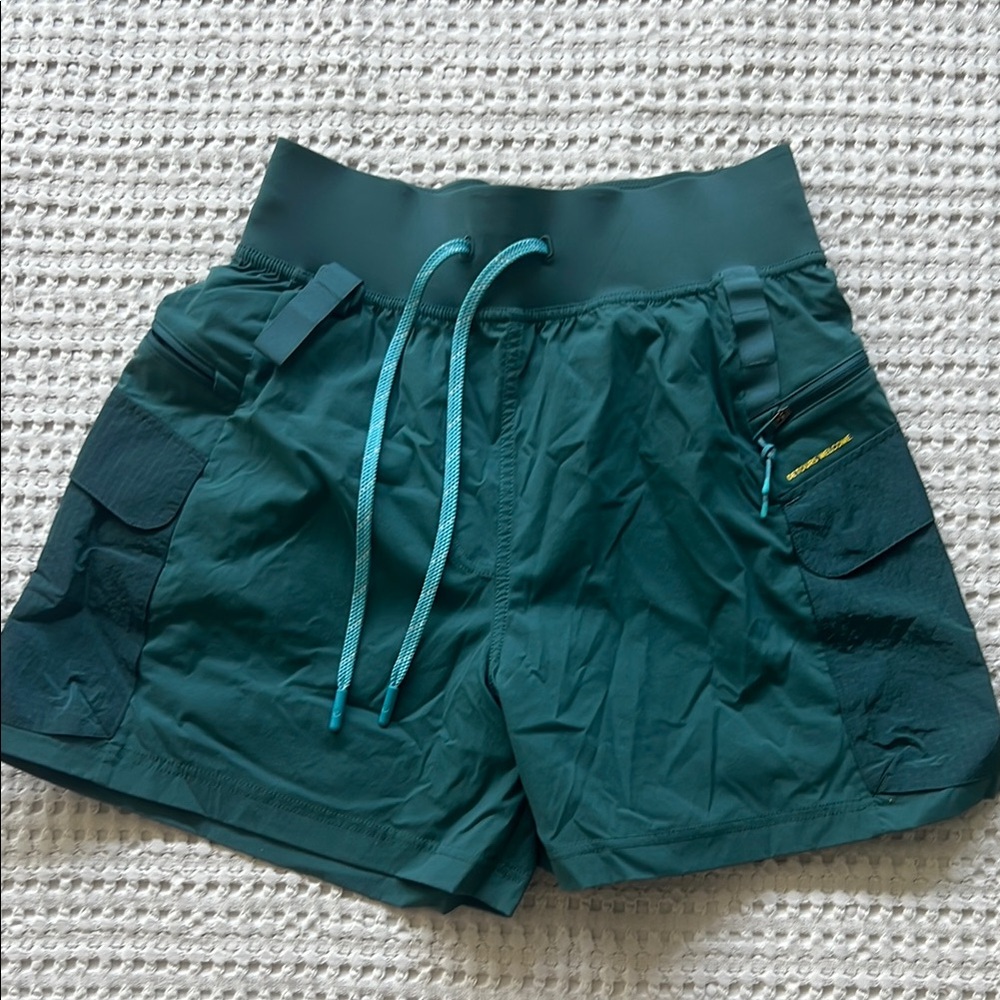 Lululemon hiking shorts